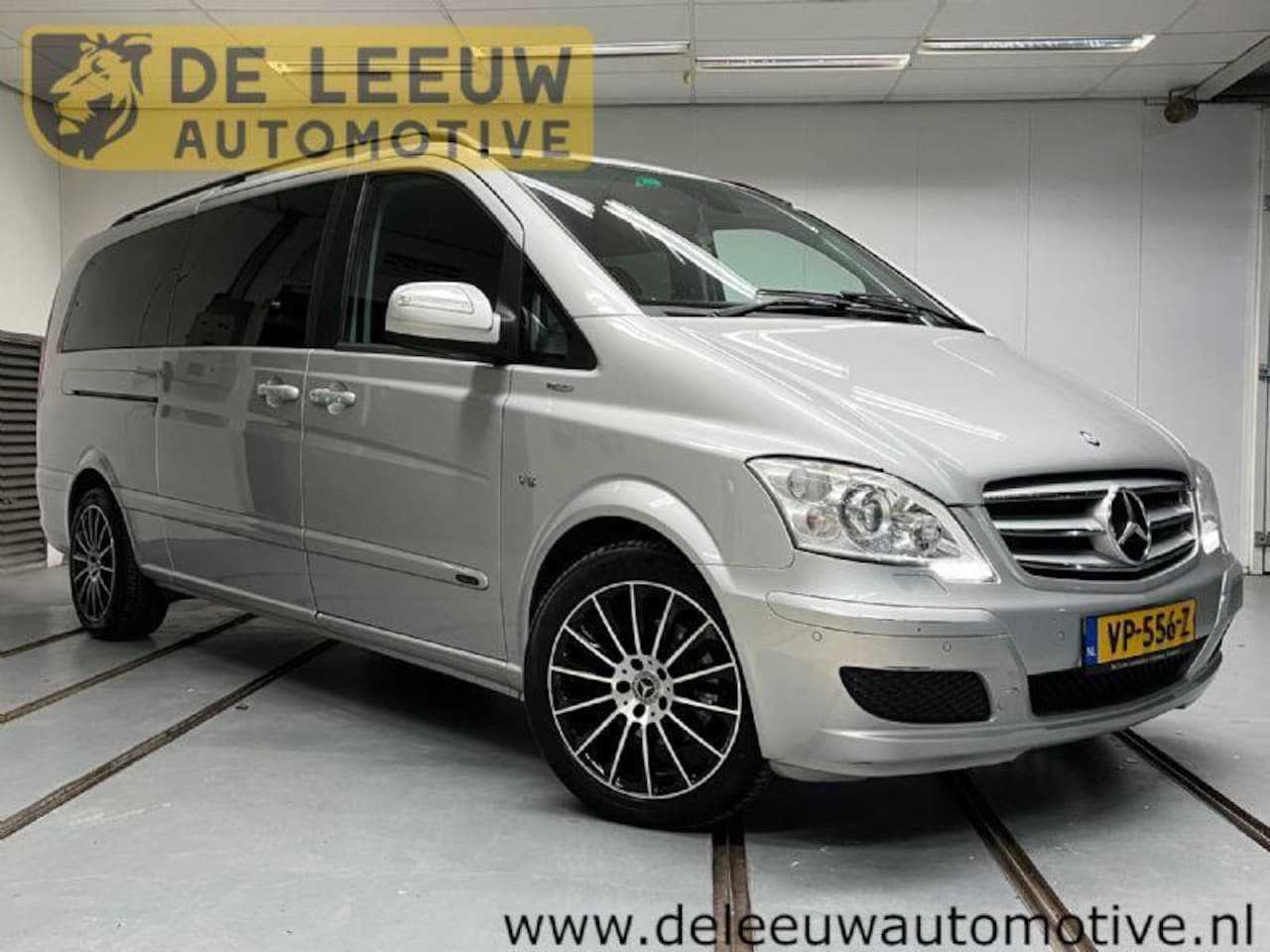 Mercedes-Benz Viano - 3.0 CDI Ambiente Edition Extra Lang XXL !VOL! Panoramadak Elek. schuifdeuren Achteruitrijc - AutoWereld.nl