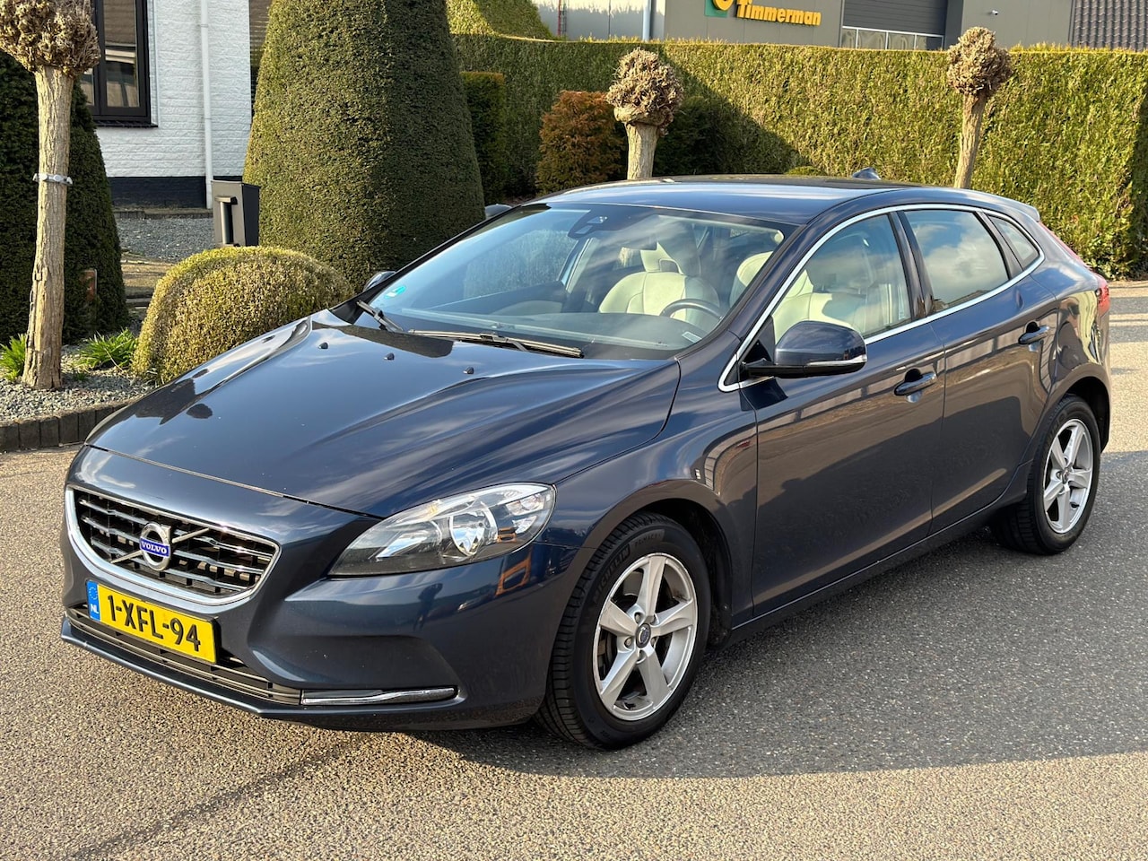 Volvo V40 - 2.0 D4 Ocean Race Business 2014 Navi/Leder/Lmv - AutoWereld.nl