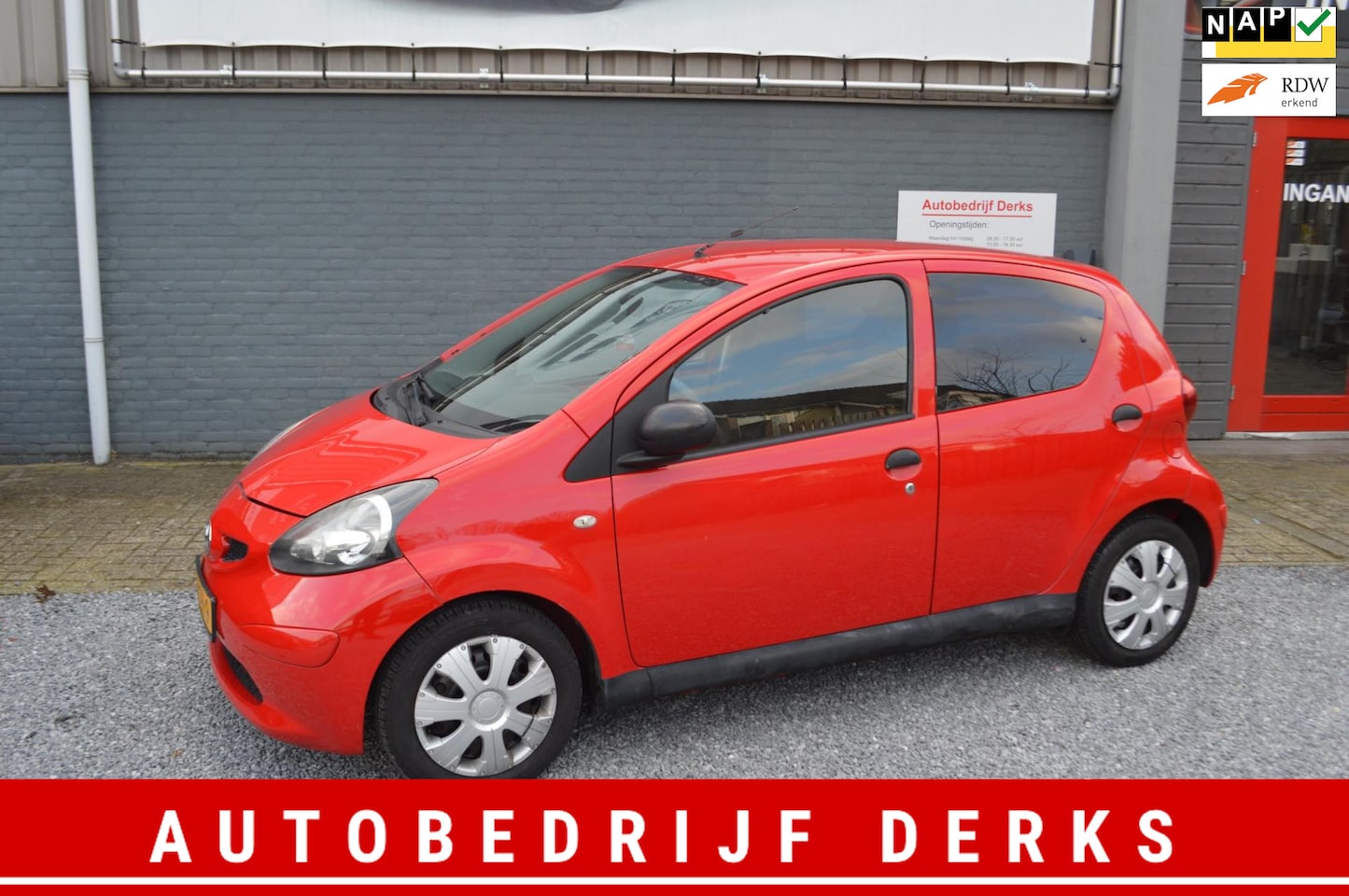 Toyota Aygo - 1.0-12V Stuurbekrachtiging Jaar APK - AutoWereld.nl