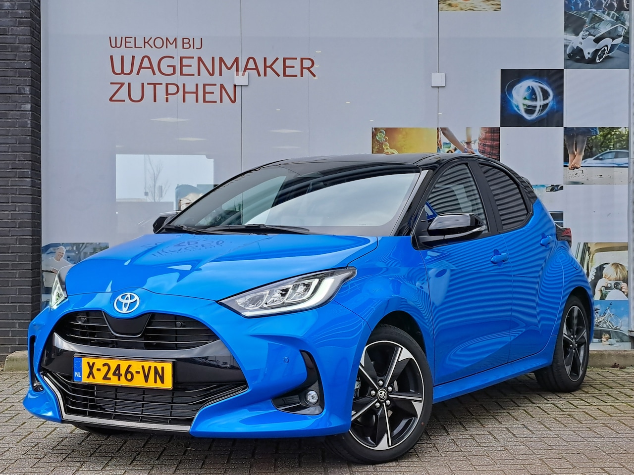 Toyota Yaris - Hybrid 130 Launch Edition Automaat | NIEUWE 130PK MOTOR | STUURVERWARMING | NAVIGATIE | - AutoWereld.nl