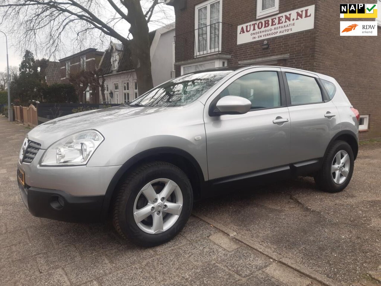 Nissan Qashqai - 2.0 Tekna 2.0 Tekna, Panorama dak, 174.500 Km NAP, NL-auto! - AutoWereld.nl