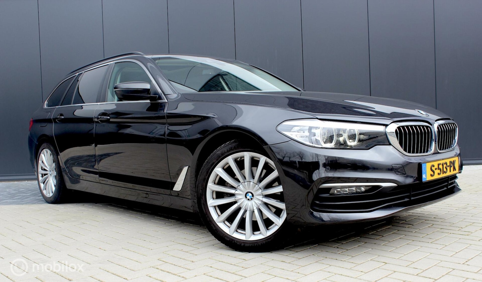 BMW 5-serie Touring - 520d High Executive BTW - AutoWereld.nl