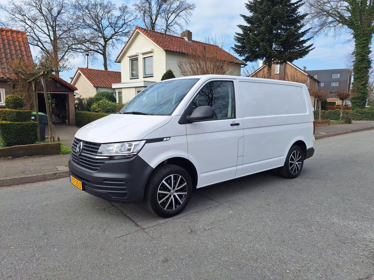 Volkswagen Transporter - T6.1 2.0 TDI 150PK 4Motion|DSG - AutoWereld.nl