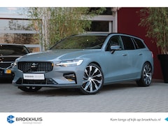 Volvo V60 - B3 Automaat Plus Dark | Black Pack | Harman/Kardon audio | Memory Seats | 20 inch velgen |