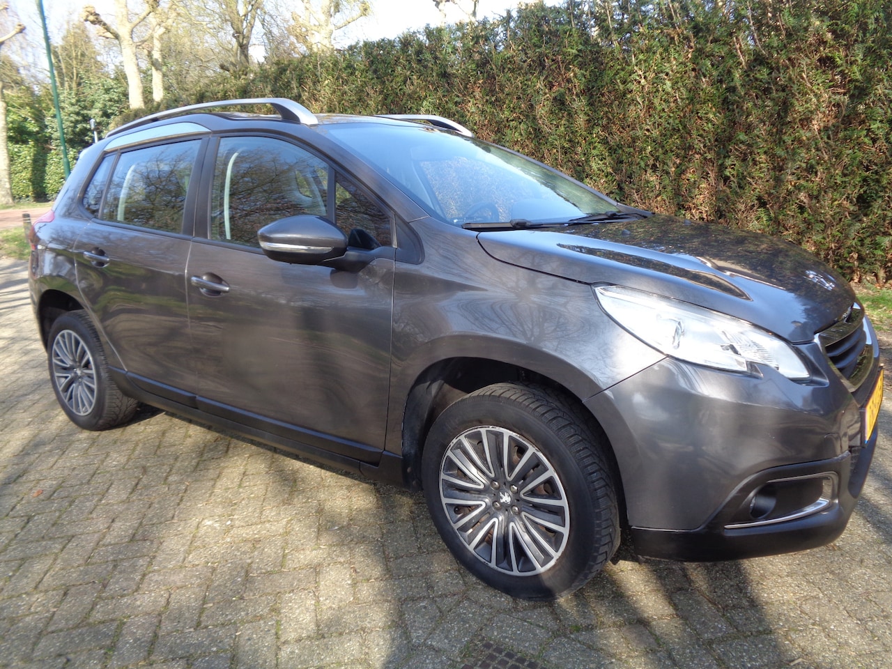 Peugeot 2008 - 1.2 PureTech Active 1.2 PureTech Active - AutoWereld.nl