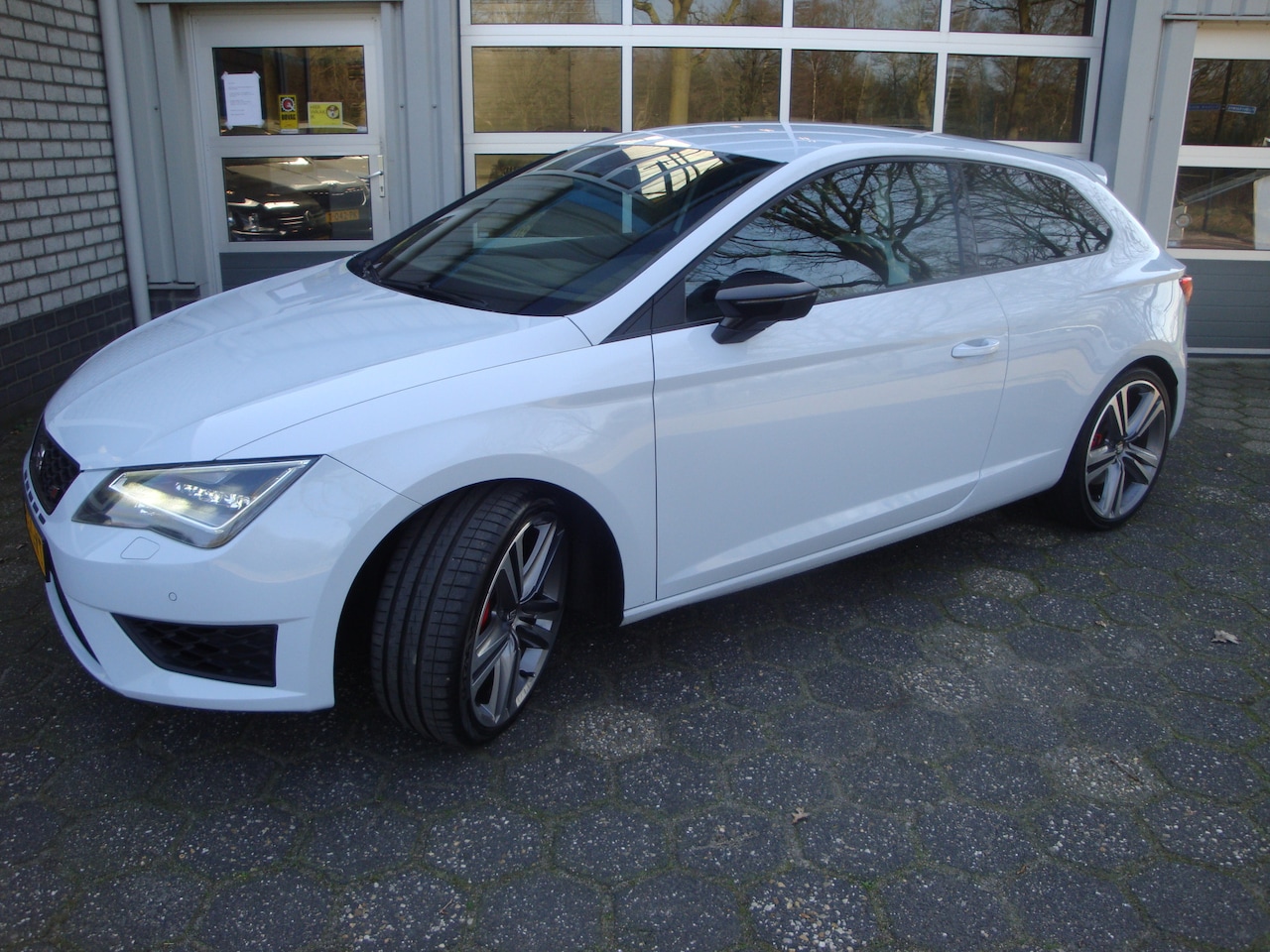 Seat Leon SC - 2.0 TSI Cupra 280 2.0 TSI Cupra 280 - AutoWereld.nl