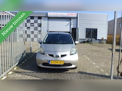 Toyota Aygo - 1.0-12V Sport