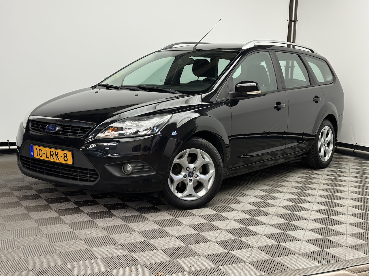 Ford Focus Wagon - 1.6 Comfort Airco LM16" 1e Eigenaar NL Auto - AutoWereld.nl