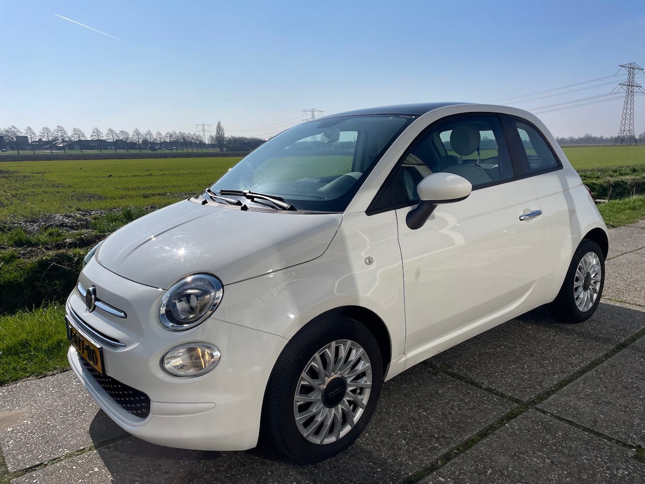 Fiat 500 - 1.0 Groot Navigatie, Panorama dak, apple carplay - AutoWereld.nl