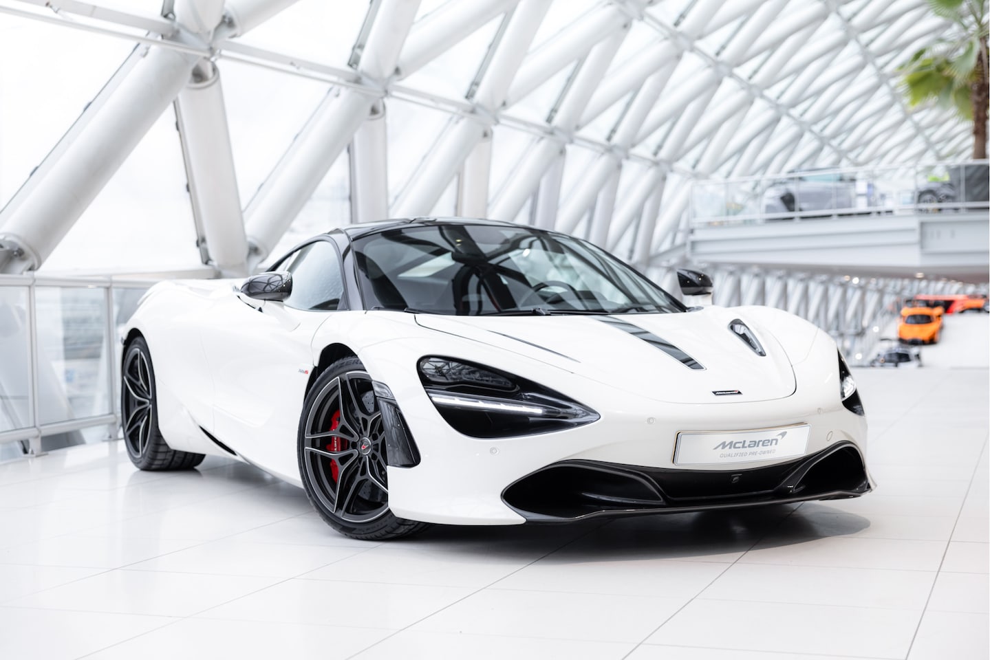 McLaren 720S - 4.0 V8 Performance | Gorilla Glas | Red & Black Interior | - AutoWereld.nl