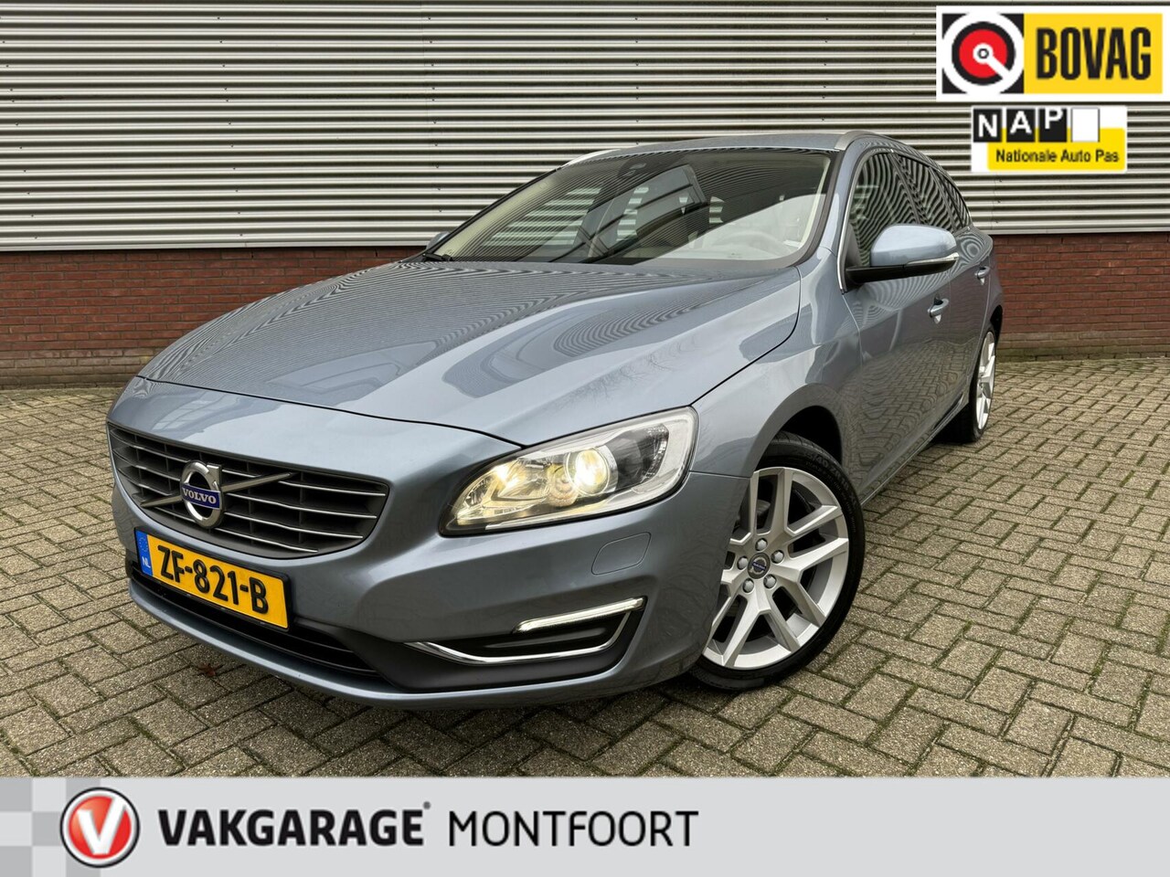 Volvo V60 - 2.0 Summum|Leder|Clima Airco|Xenon|Stoelverw. voor+achter|Stuurverw.|L.M. Wielen - AutoWereld.nl