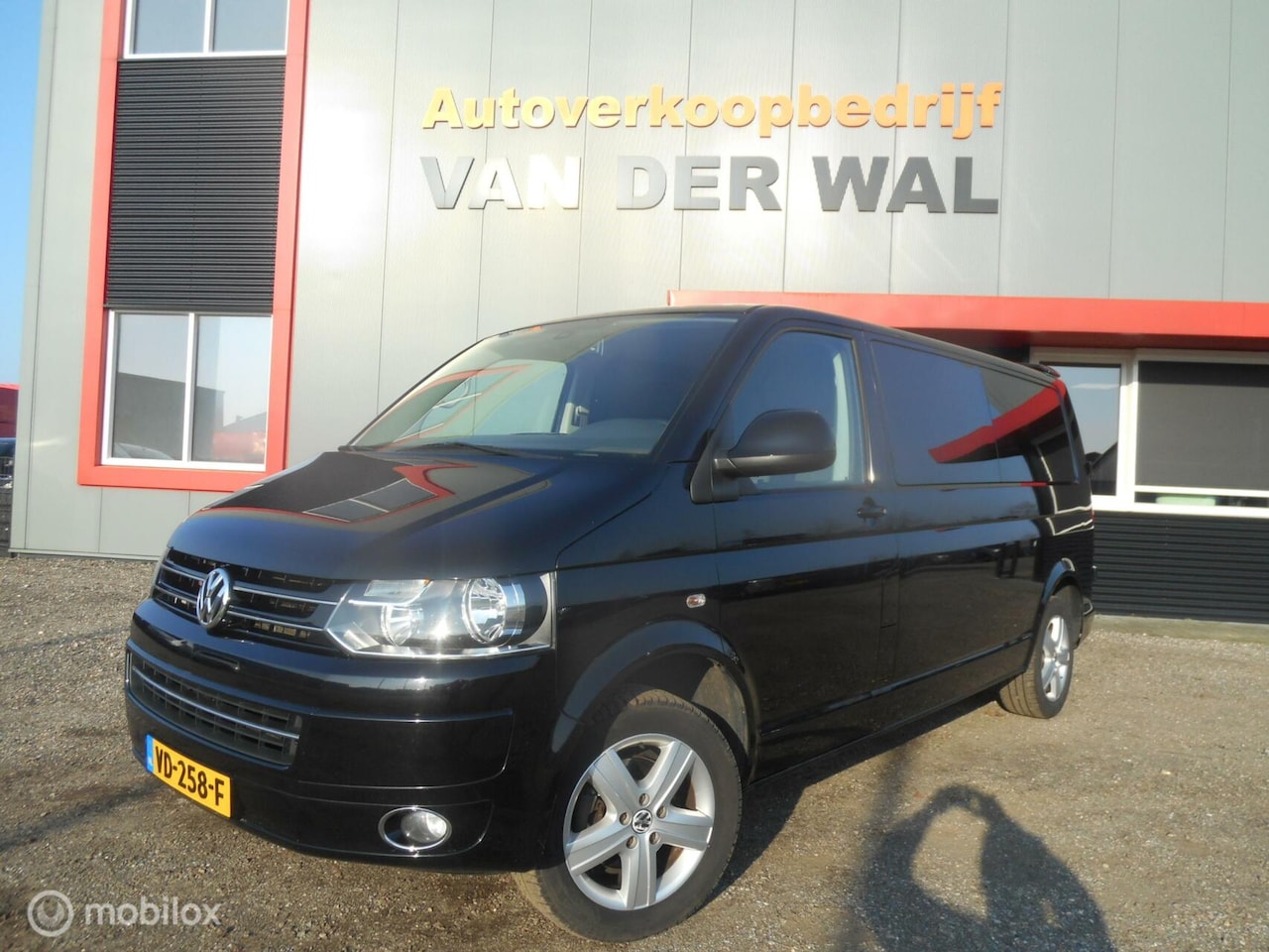 Volkswagen Transporter - 2.0 TDI L2H1 BM DC Comfortline 2.0 TDI L2H1 BM DC Comfortline - AutoWereld.nl