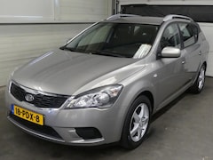 Kia Cee'd - 1.4 CVVT X-tra - Airco - Trekhaak - Netjes Onderhouden