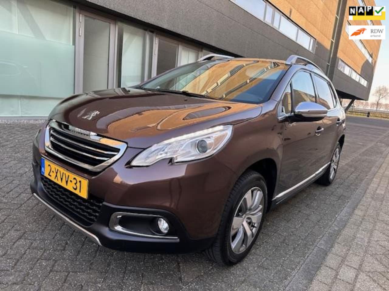 Peugeot 2008 - 1.2 PureTech Allure CLIMAT BJ 11-2014 APK 8-2024 - AutoWereld.nl