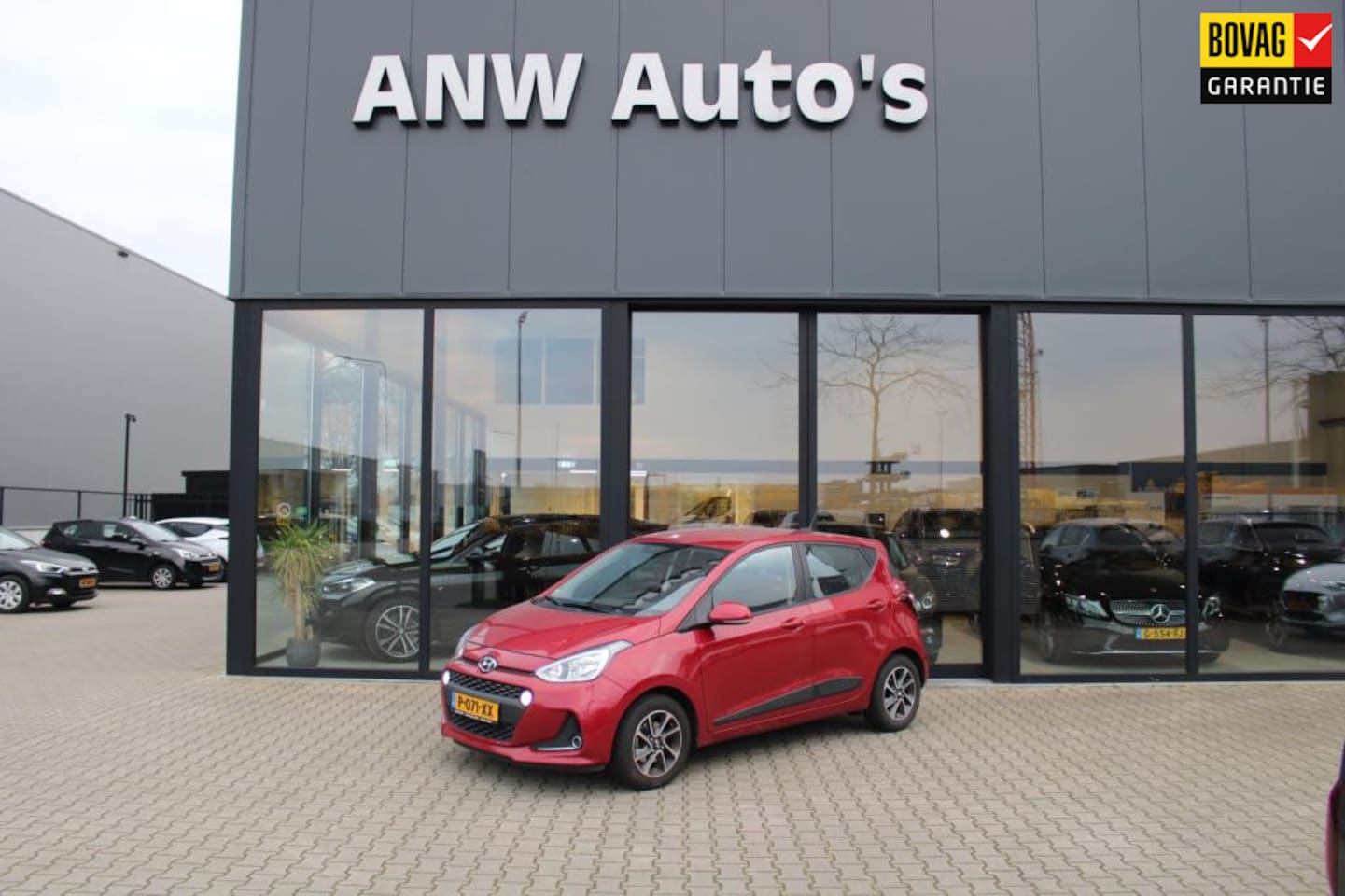 Hyundai i10 - 1.2i 4 cilinder navigatie pdc Bovag garantie - AutoWereld.nl