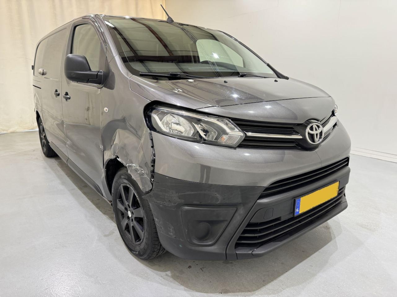 Toyota ProAce Worker - 1.6D d-4D Cool Comfort - AutoWereld.nl