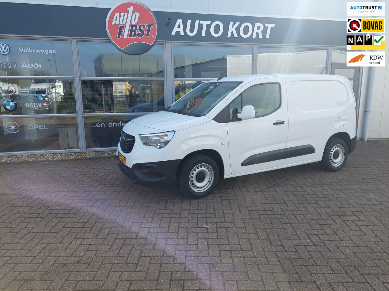 Opel Combo - 1.6D L1H1 Edition 1.6D L1H1 Edition - AutoWereld.nl