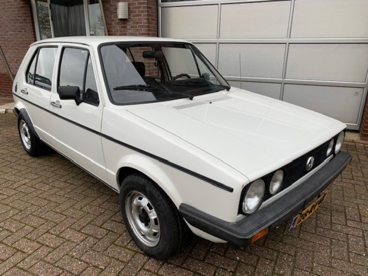 Volkswagen Golf - 1.5 S Automatic 119.000 km APK 03-2026 - AutoWereld.nl