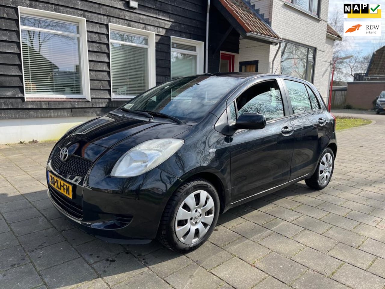 Toyota Yaris - 1.3 VVTi Sol | Airco | nieuwe koppeling! - AutoWereld.nl