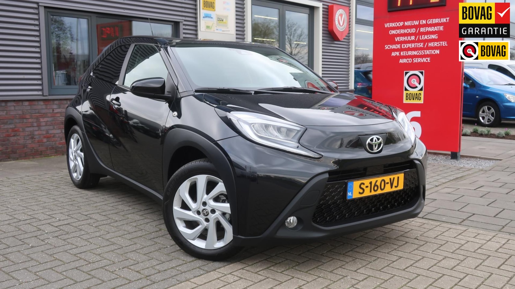 Toyota Aygo X - 1.0 VVT-i MT first / Achteruitrijcamera / Airco - AutoWereld.nl