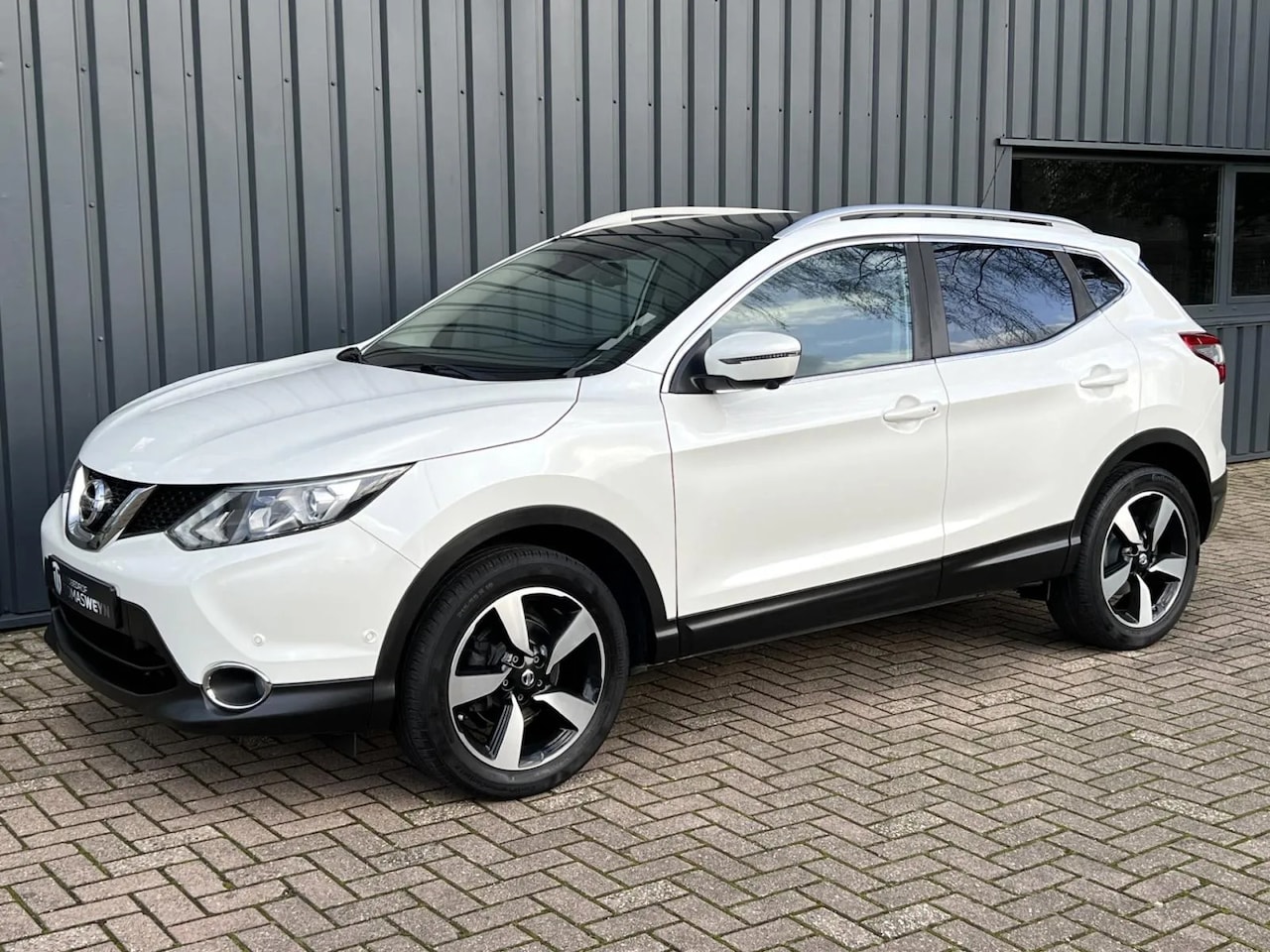 Nissan Qashqai - 1.2 Tekna 17" 1E EIG.!/DEALER OND.!/PARELMOER!/ - AutoWereld.nl