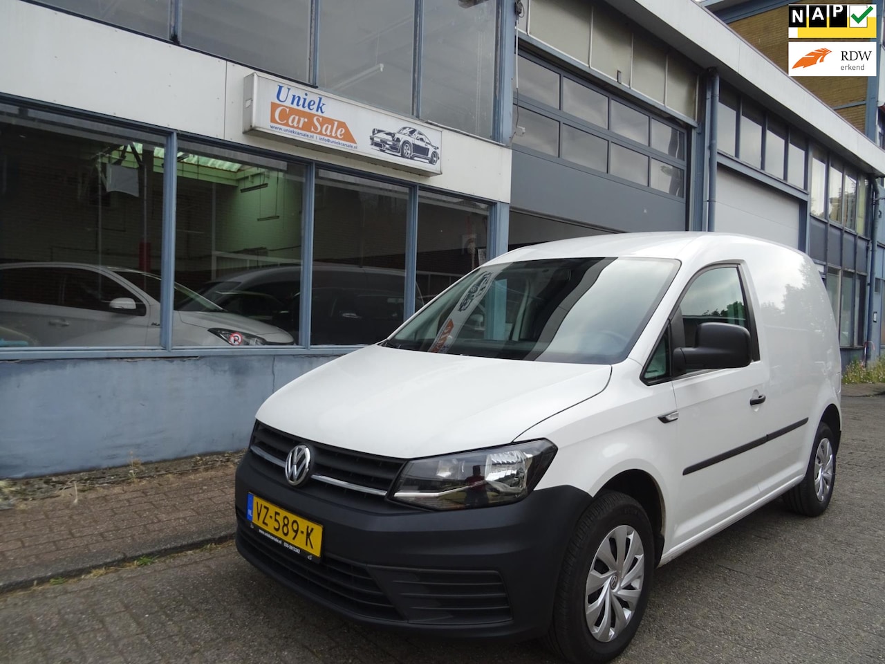 Volkswagen Caddy - 1.6 TDI L1H1 Trendline 1.6 TDI L1H1 Trendline - AutoWereld.nl