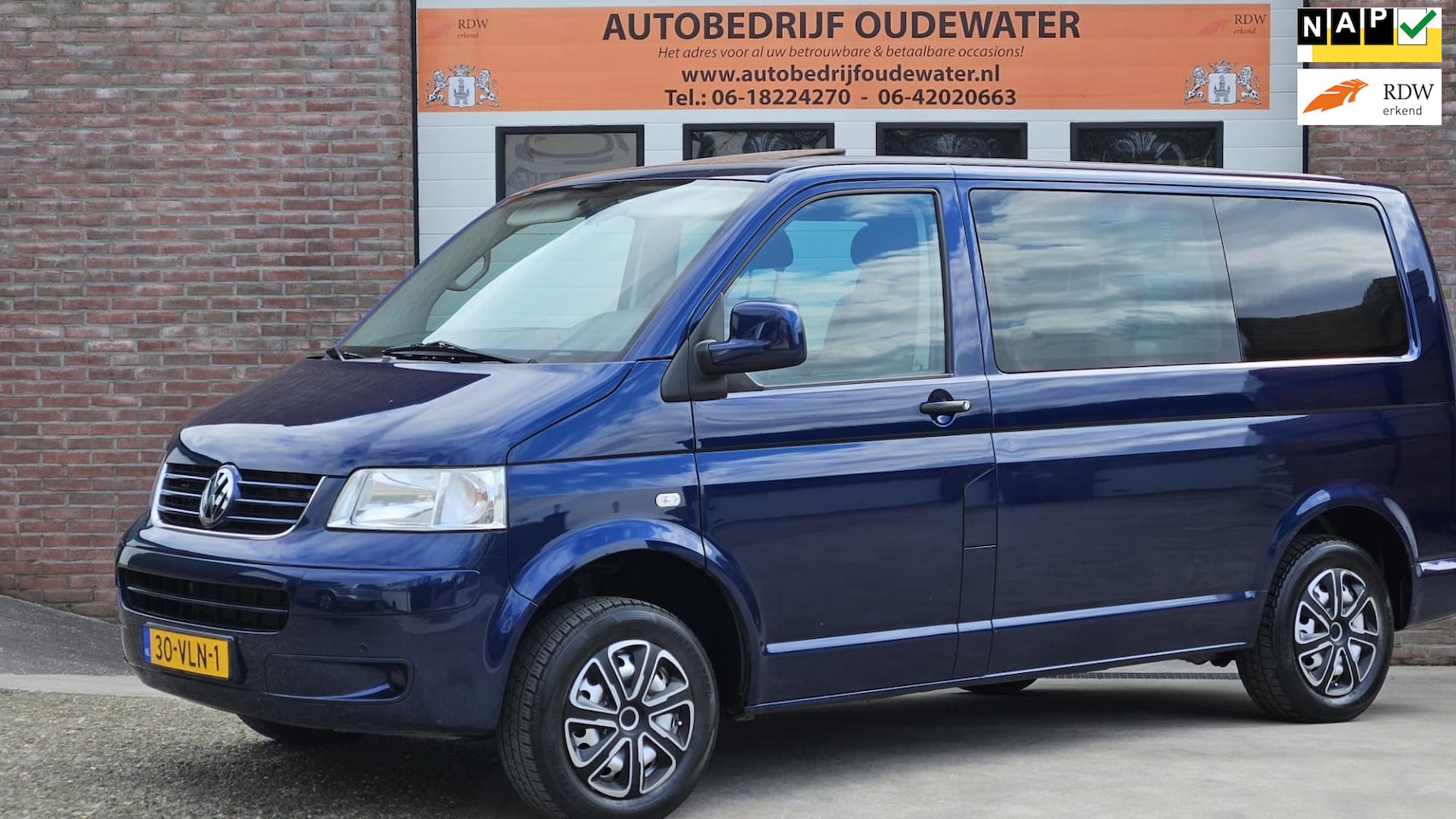 Volkswagen Transporter - 2.5 TDI 300 DC Automaat / Marge! - AutoWereld.nl