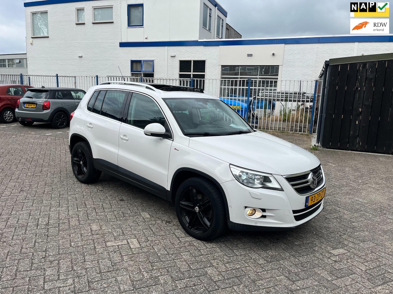 Volkswagen Tiguan - 1.4 TSI Sport&Style 4Motion - AutoWereld.nl