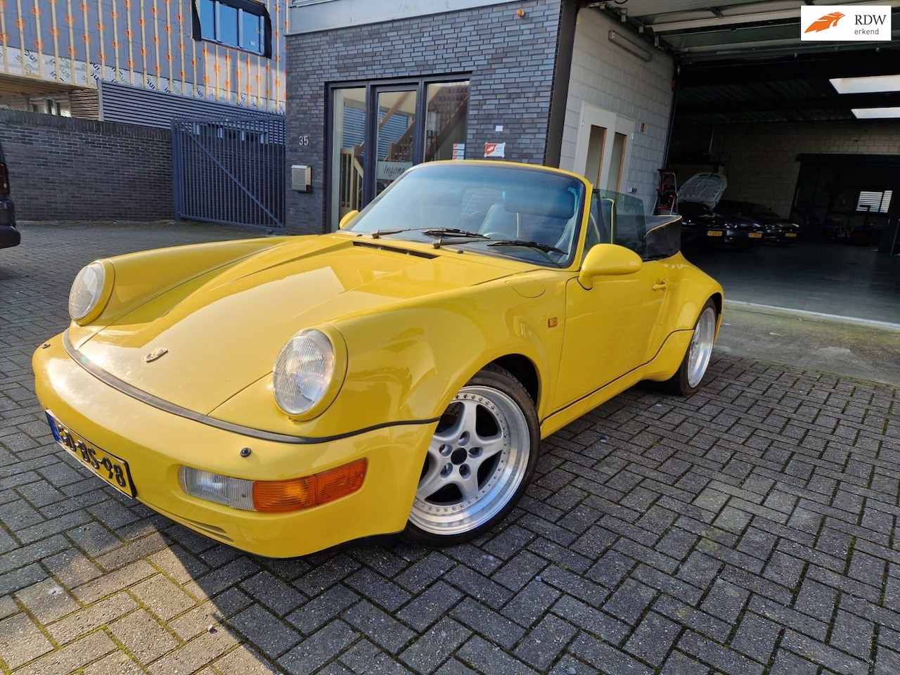 Porsche 911 Cabrio - Wide Body 3.0 SC - AutoWereld.nl