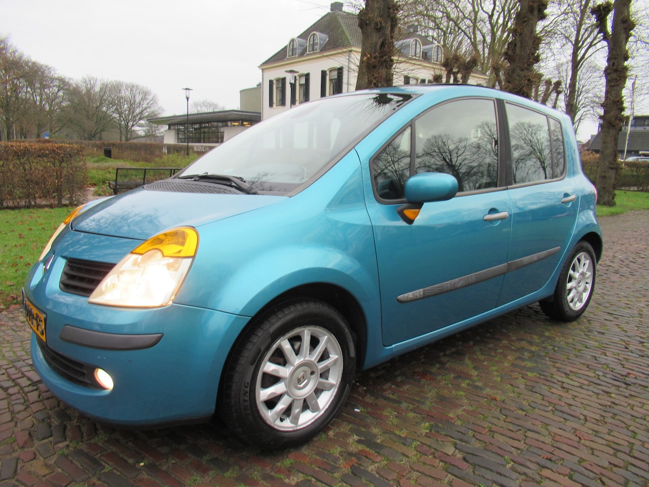 Renault Modus - 1.4-16V Privilège Luxe Airco Cruisecontrol Panoramadak Isofix Lm Velgen - AutoWereld.nl