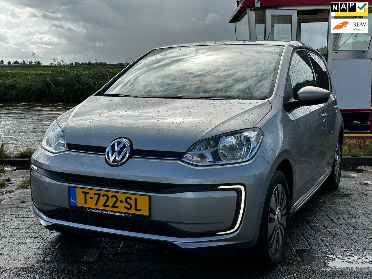 Volkswagen e-Up! - E-up! € 2000,- subsidie terug te krijgen bij aanschaf van deze auto - AutoWereld.nl