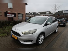 Ford Focus Wagon - 1.0 NIEUWMODEL|NAVIGATIE|STUURVERWARMING|DODEHOEK|TREKHAAK|BLUETOOTH|PDC