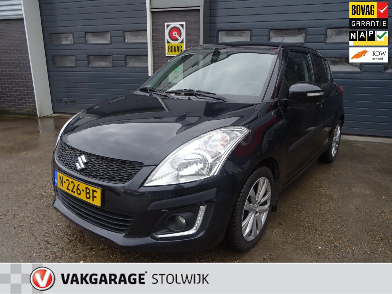 Suzuki Swift - 1.2 S-Edition EASSS leer trekhaak rijklaar prijs - AutoWereld.nl