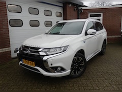 Mitsubishi Outlander - 2.0 PHEV 4WD Leder/Camera/Trekhaak