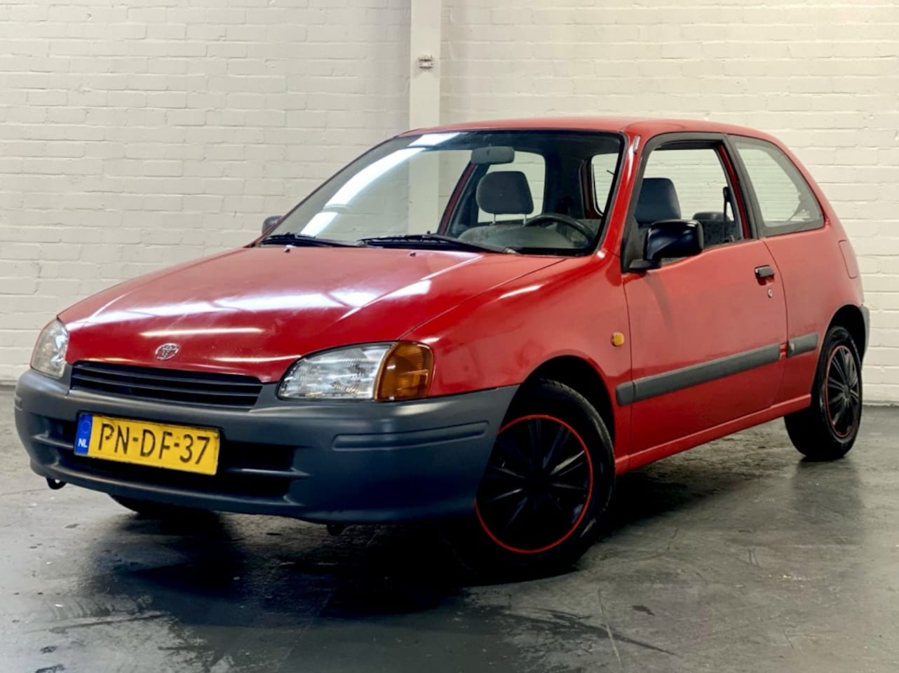 Toyota Starlet - 1.3-16V XLi GTSi |Stuurbkr |Automaat Nieuwe APK - AutoWereld.nl