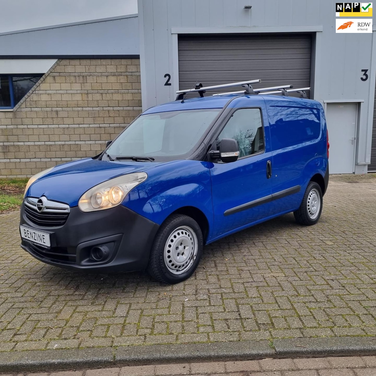 Opel Combo - 1.4 BENZINE EURO5 111000KM 2012 SCHUIFDEUR NETT STAAT - AutoWereld.nl