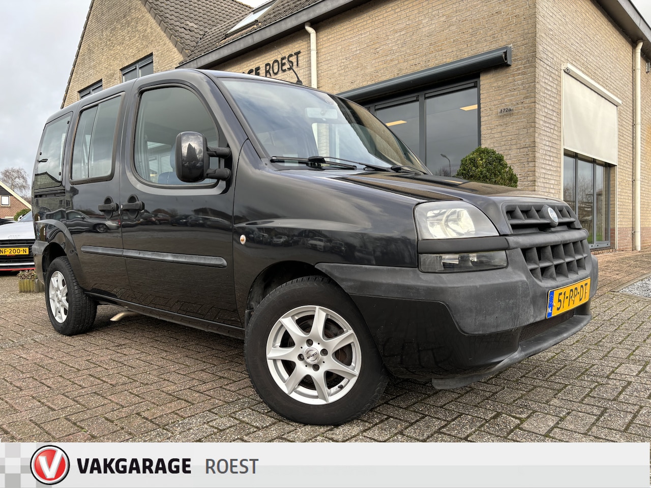 Fiat Doblò - 1.6 16V ELX Rolstoelauto Airco / All-Seasons - AutoWereld.nl