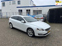 Volvo V60 - 2.4 D6 AWD Plug-In Hybrid Summum