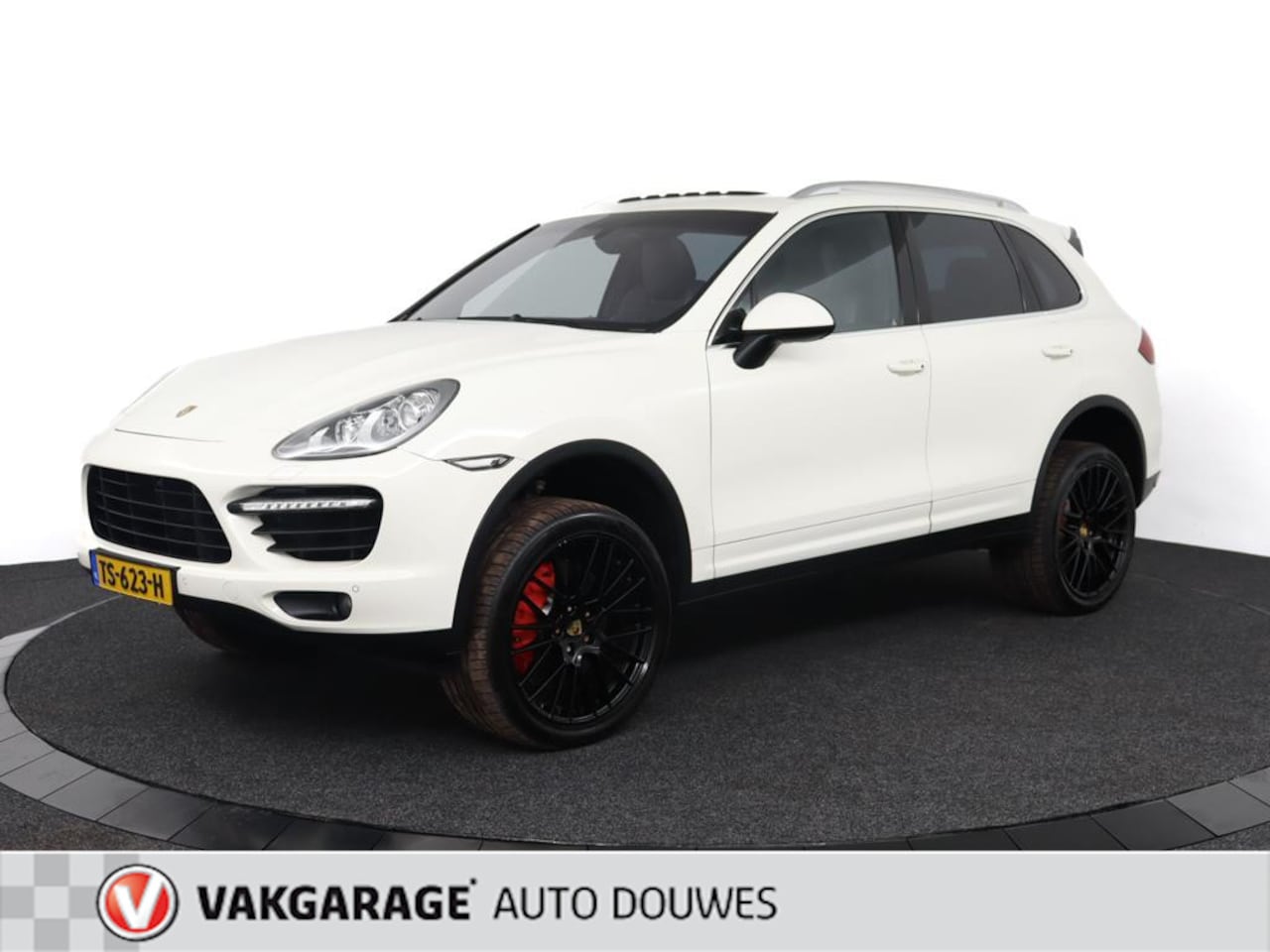 Porsche Cayenne - 4.8 Turbo |Leer|Pano|Goed onderhouden| - AutoWereld.nl