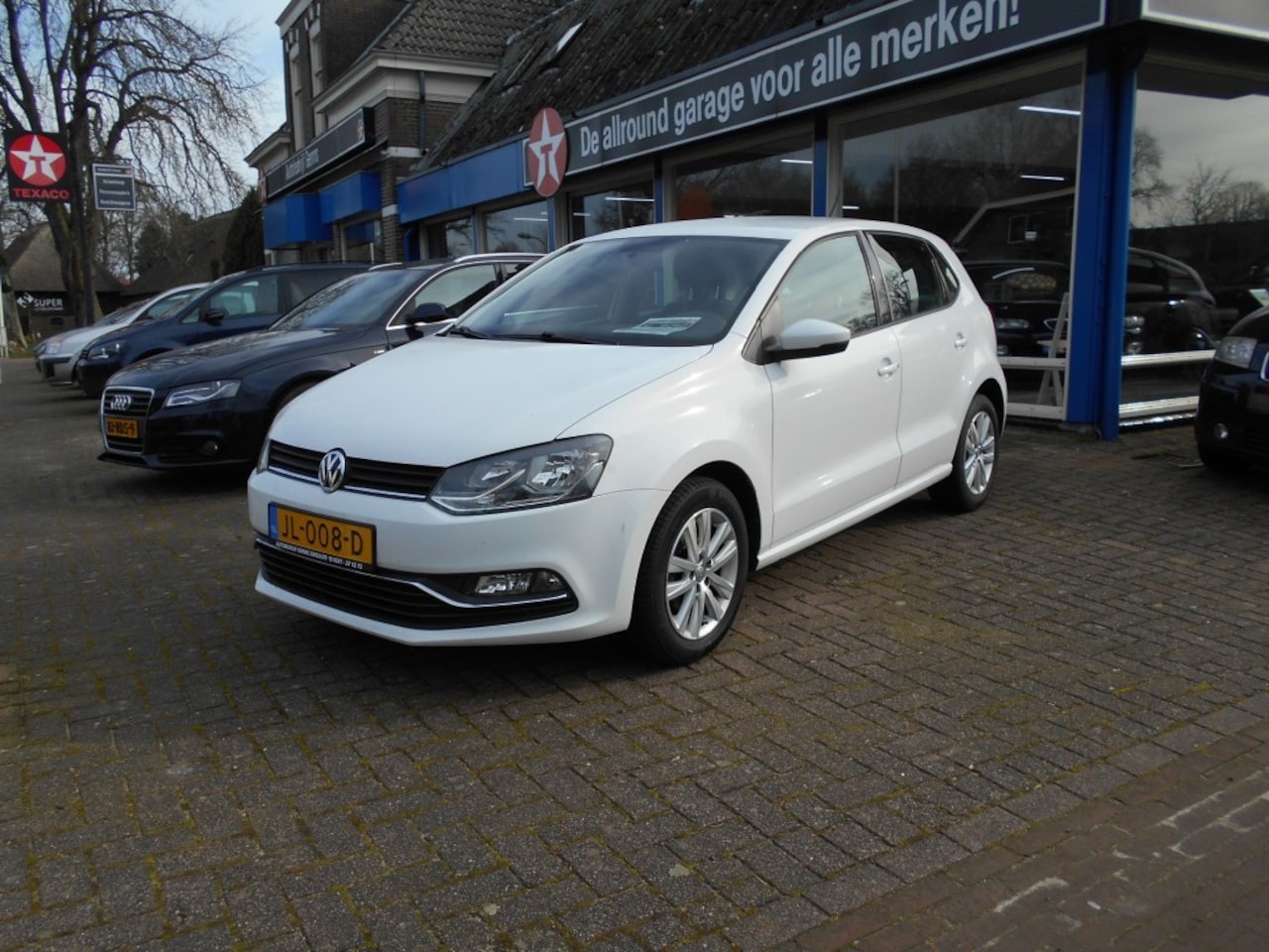 Volkswagen Polo - 1.2TSi Comfortline   NL-auto met logische km's !! - AutoWereld.nl