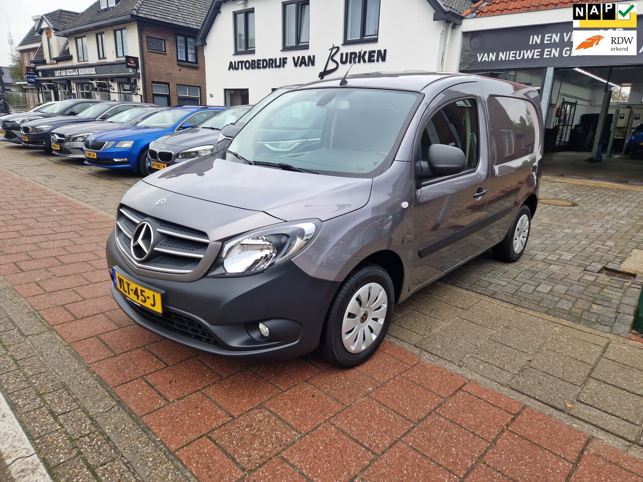 Mercedes-Benz Citan - 108 CDI 108 CDI, Navigatie,Cruise control,Airco,Achteruitrij camera,Bluetooth telefoonvorbereiding - AutoWereld.nl