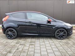 Ford Fiesta - 1.0 EcoBoost Black Edition/ ST-LINE/ DEALER ONDERHOUDEN/ NIEUWSTAAT