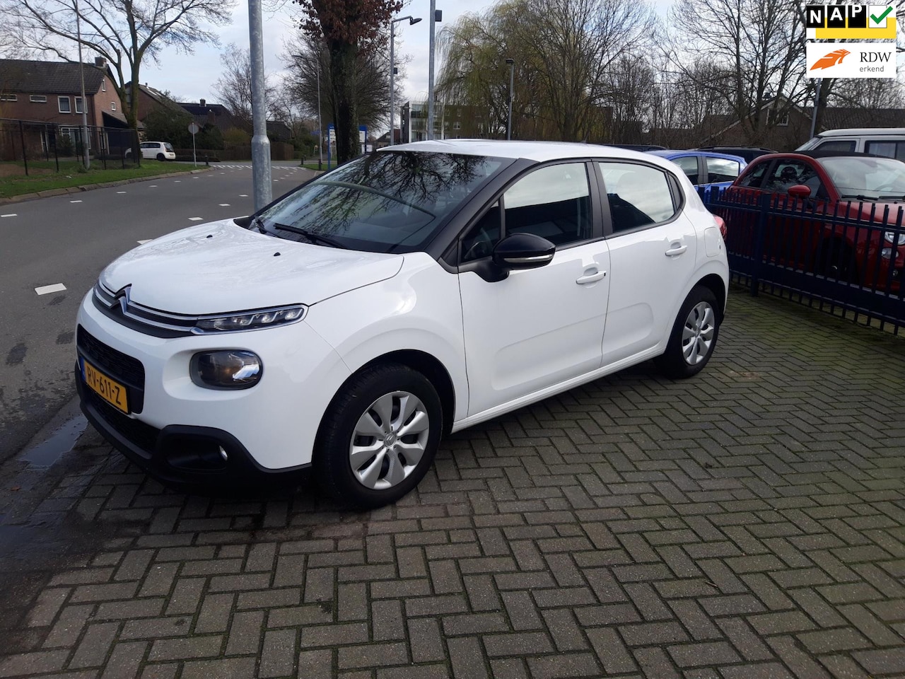 Citroën C3 - 1.2 PureTech Feel 105g 1.2 PureTech Feel 105g - AutoWereld.nl