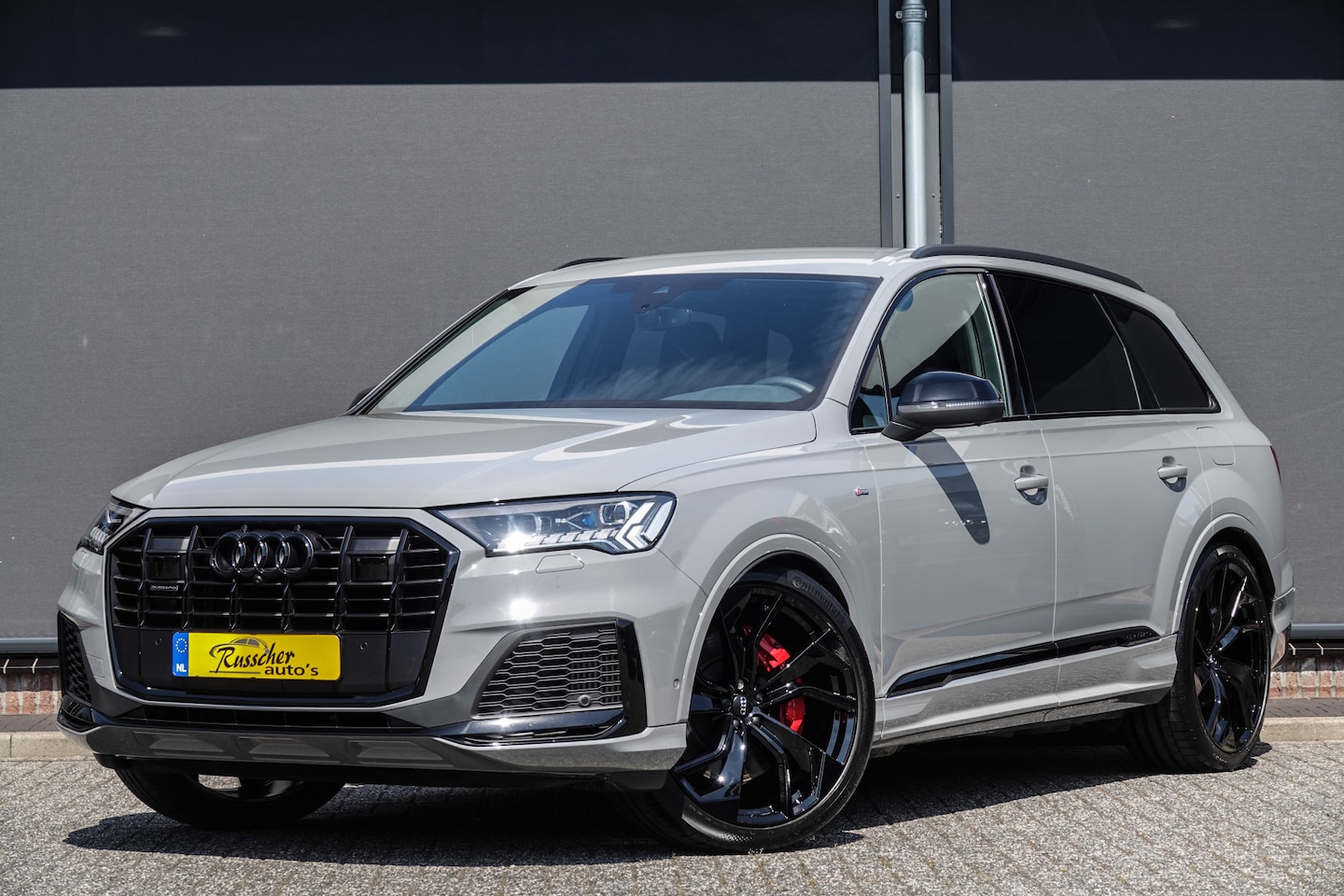 Audi Q7 Competition S+ | 60Tfsi E 462Pk 8-Aut. | Nardo Grey 2022 ...