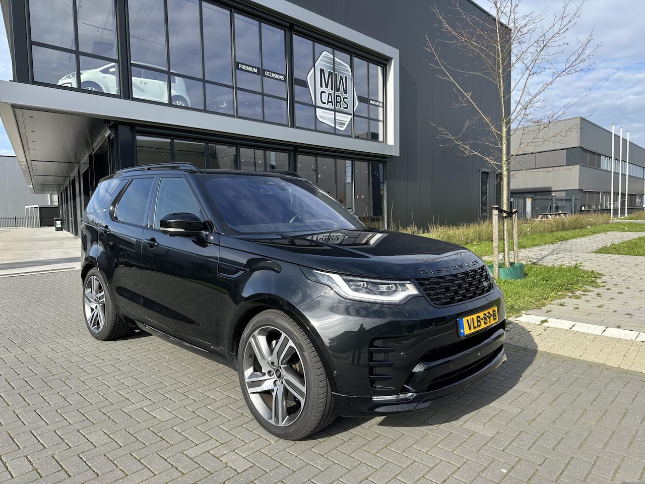 Land Rover Discovery - 3.0 Sd6 HSE Luxury R Dynamic - AutoWereld.nl