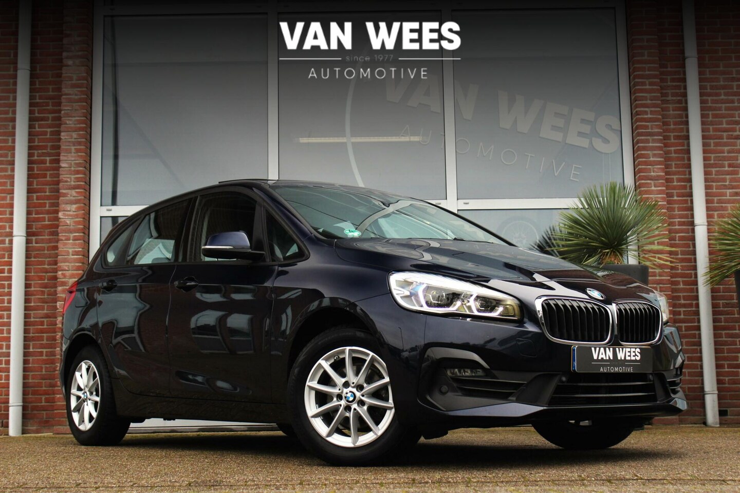 BMW 2-serie Active Tourer - F45 216i High Executive Edition | 1e eigenaar | NL auto | Leer | Trekhaak | Pano dak | ➡️ - AutoWereld.nl