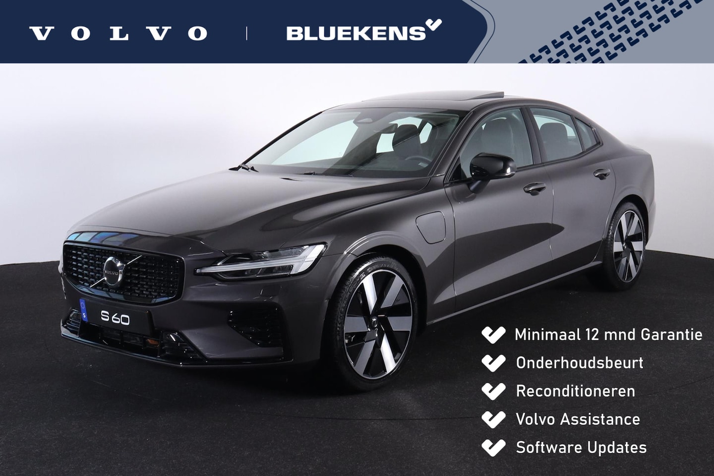 Volvo S60 - Recharge T6 AWD Ultimate Dark -Long Range - Panorama/schuifdak - IntelliSafe Assist & Surr - AutoWereld.nl