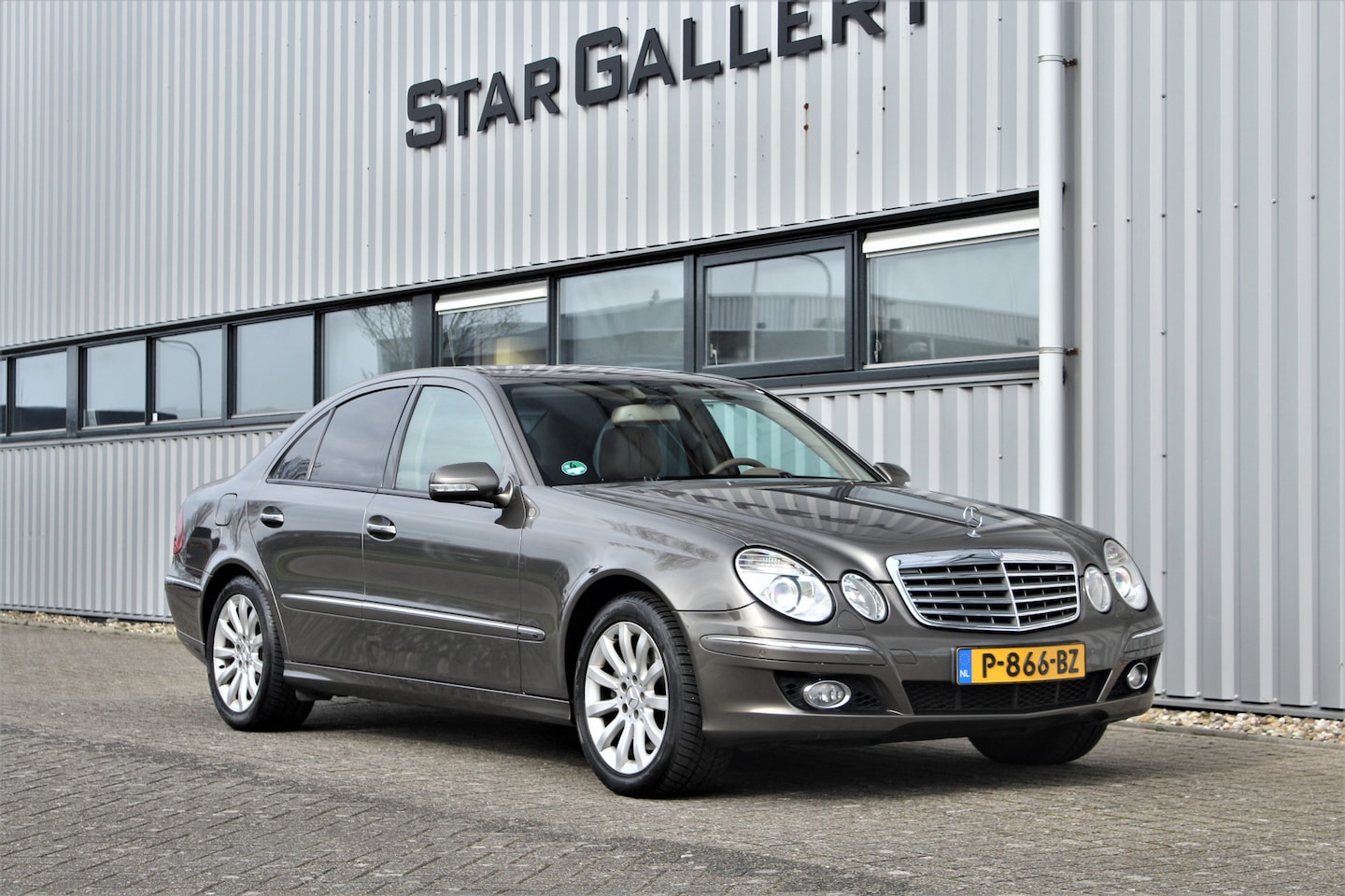 Mercedes-Benz E-klasse - E 500 Elegance 4-Matic - AutoWereld.nl