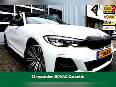 BMW 3-serie - 330e M Sport White-Black LM18/PDC/LEER/NAVI/PANO