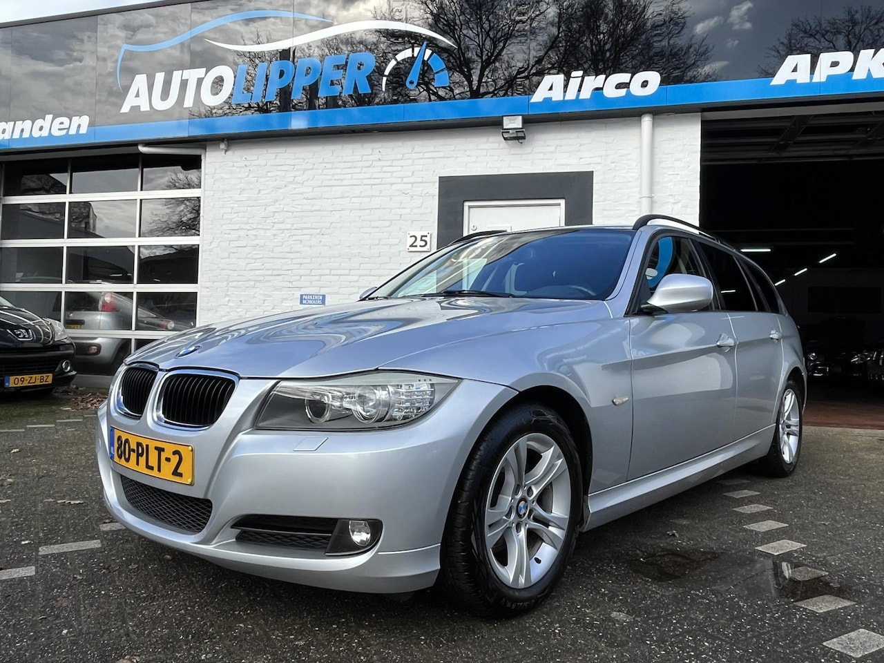 BMW 3-serie Touring - 318i Business Line /Navi/Lm velgen. - AutoWereld.nl